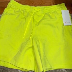 NWT Lululemon Loungeful High-Rise Short 7